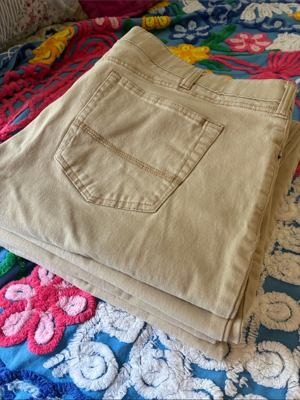 4 pairs of Men's Khaki Chino Pants - 40x30